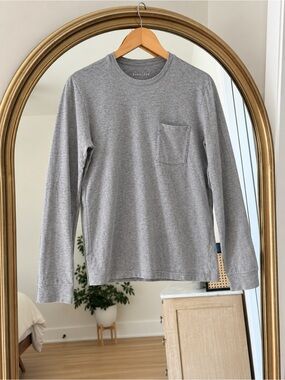GET BOTH Everlane Men’s Crewneck Pocket Long Sleeve & Gray Polo